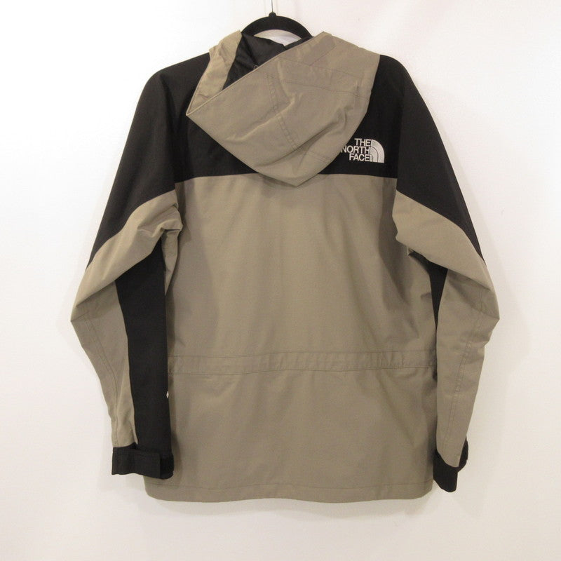 【中古】THE NORTH FACE | ザ・ノースフェイス MOUNTAIN LIGHT JACKET マウンテンパーカー NP11834 グレー サイズ：M