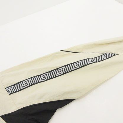 【中古】UMBRO | アンブロ New Nylon Pull Over その他トップス 1059394400014 アイボリー サイズ：M