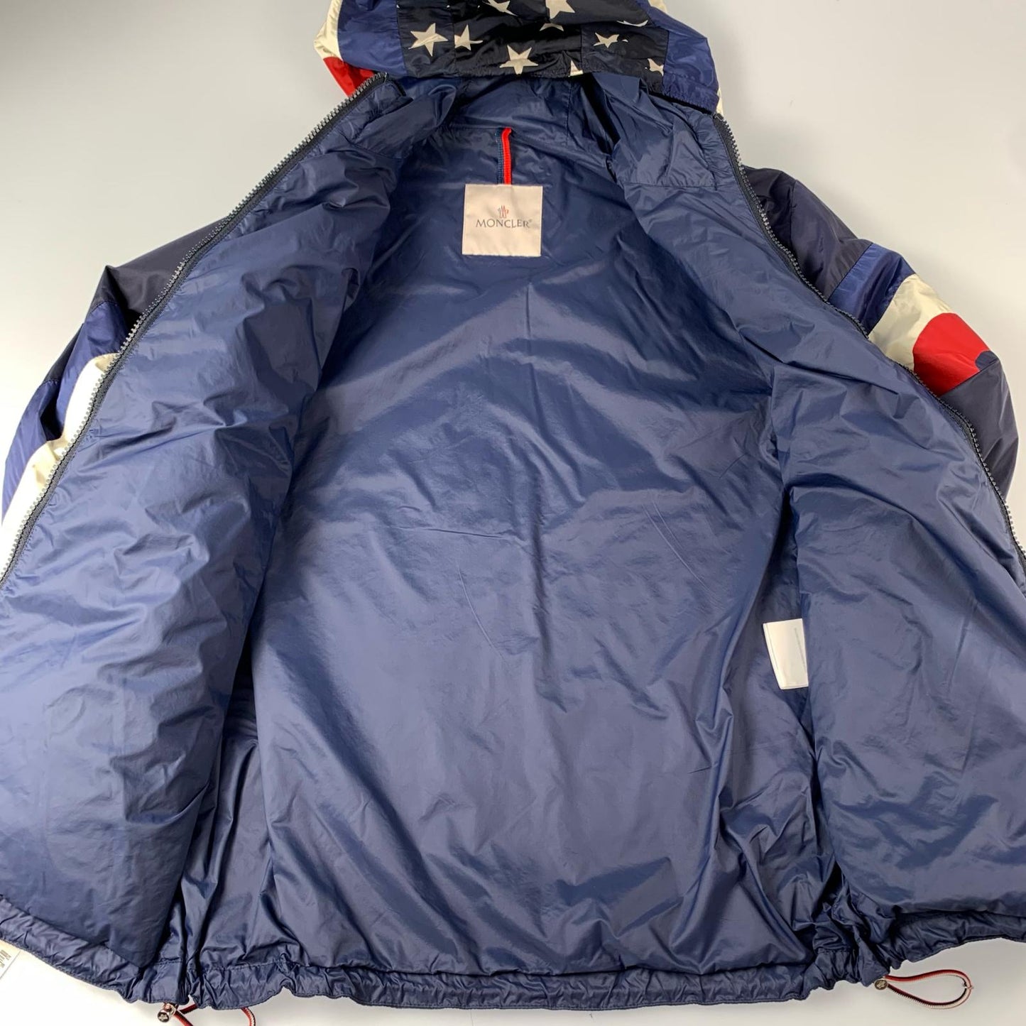 【中古】MONCLER | モンクレール CAM ナイロンジャケット 4113685 2018S/S 国内正規品 ネイビー サイズ：3