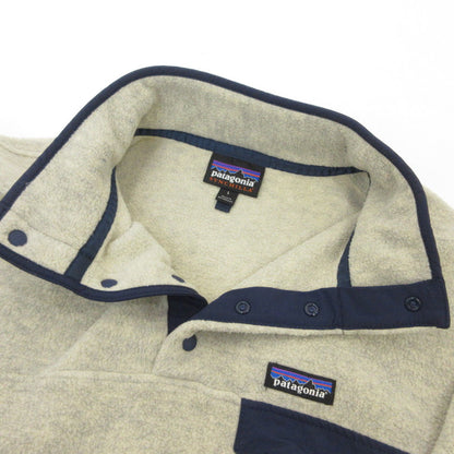 【中古】patagonia | パタゴニア ライトウェイト・シンチラ・スナップT その他トップス 25551 アイボリー サイズ：L