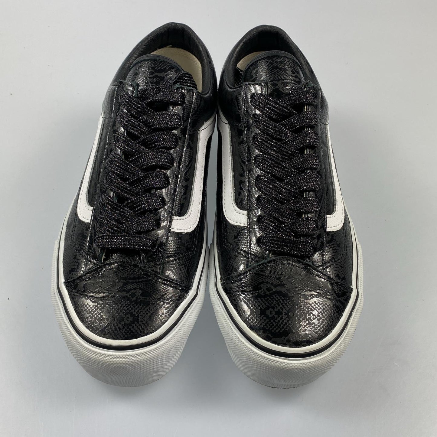【中古】VANS | バンズ STYLE 36 VLT LX スニーカー VN0A5FC3617 ブラック 27cm