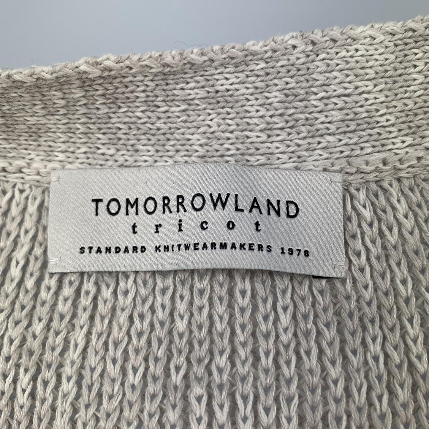 【中古】TOMORROWLAND | トゥモローランド ギマコットンリネンVネックカーディガン カーディガン 63-02-41-02001 2024S/S グレー サイズ：M