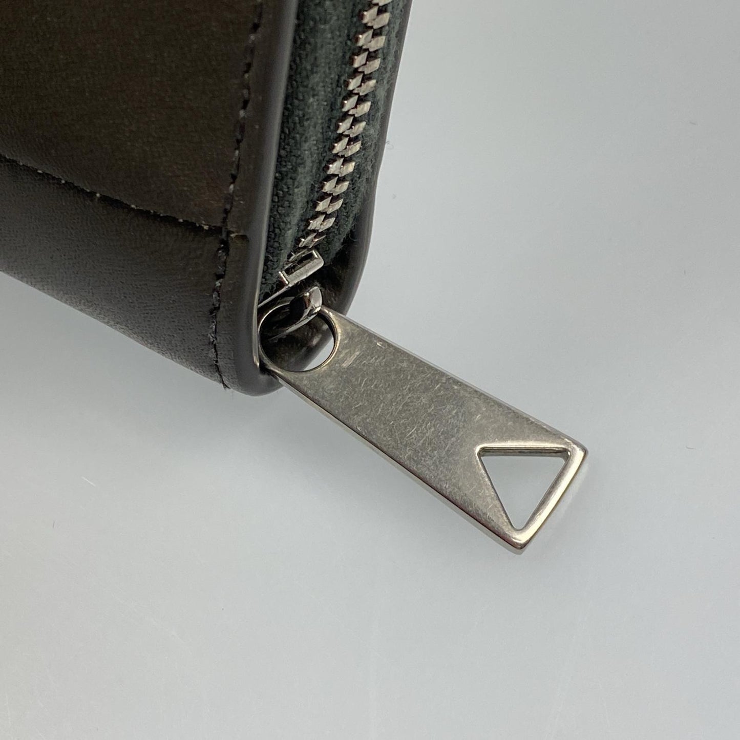 【中古】BOTTEGA VENETA | ボッテガヴェネタ カセットジップアラウンドウォレット 長財布 814649