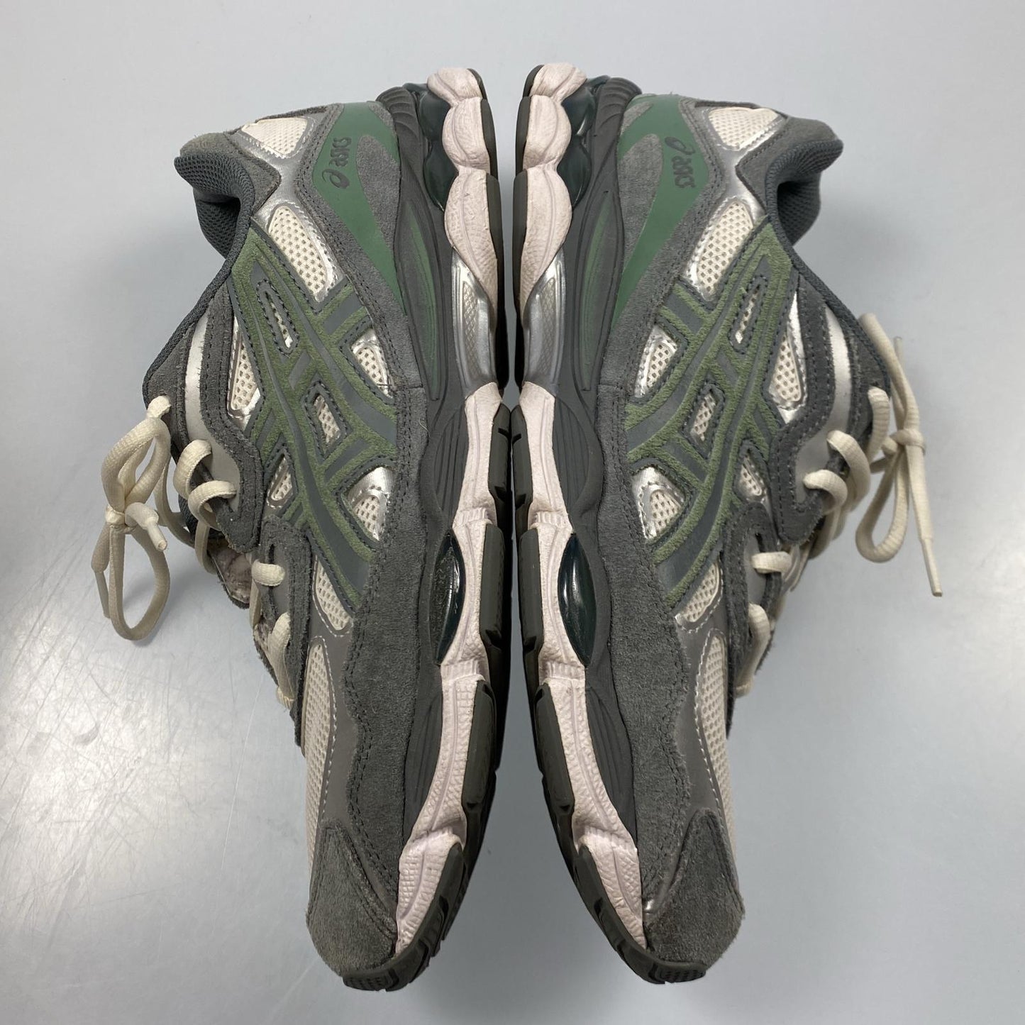 【中古】asics | アシックス GEL-NYC スニーカー 1203A383-101 グレー 27.5cm