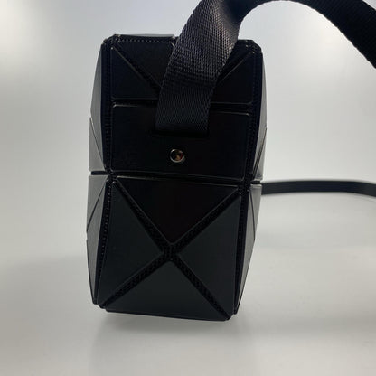 【中古】ISSEY MIYAKE | イッセイミヤケ CUBOID ショルダーバッグ BB43AG661 ブラック