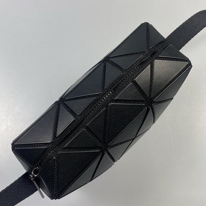 【中古】ISSEY MIYAKE | イッセイミヤケ CUBOID ショルダーバッグ BB43AG661 ブラック