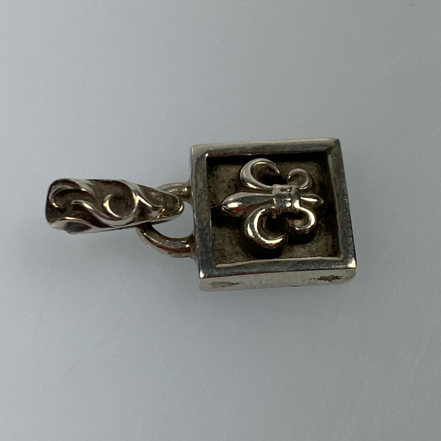 【中古】CHROME HEARTS | クロムハーツ フレームドBSフレアチャーム ペンダントトップ シルバー