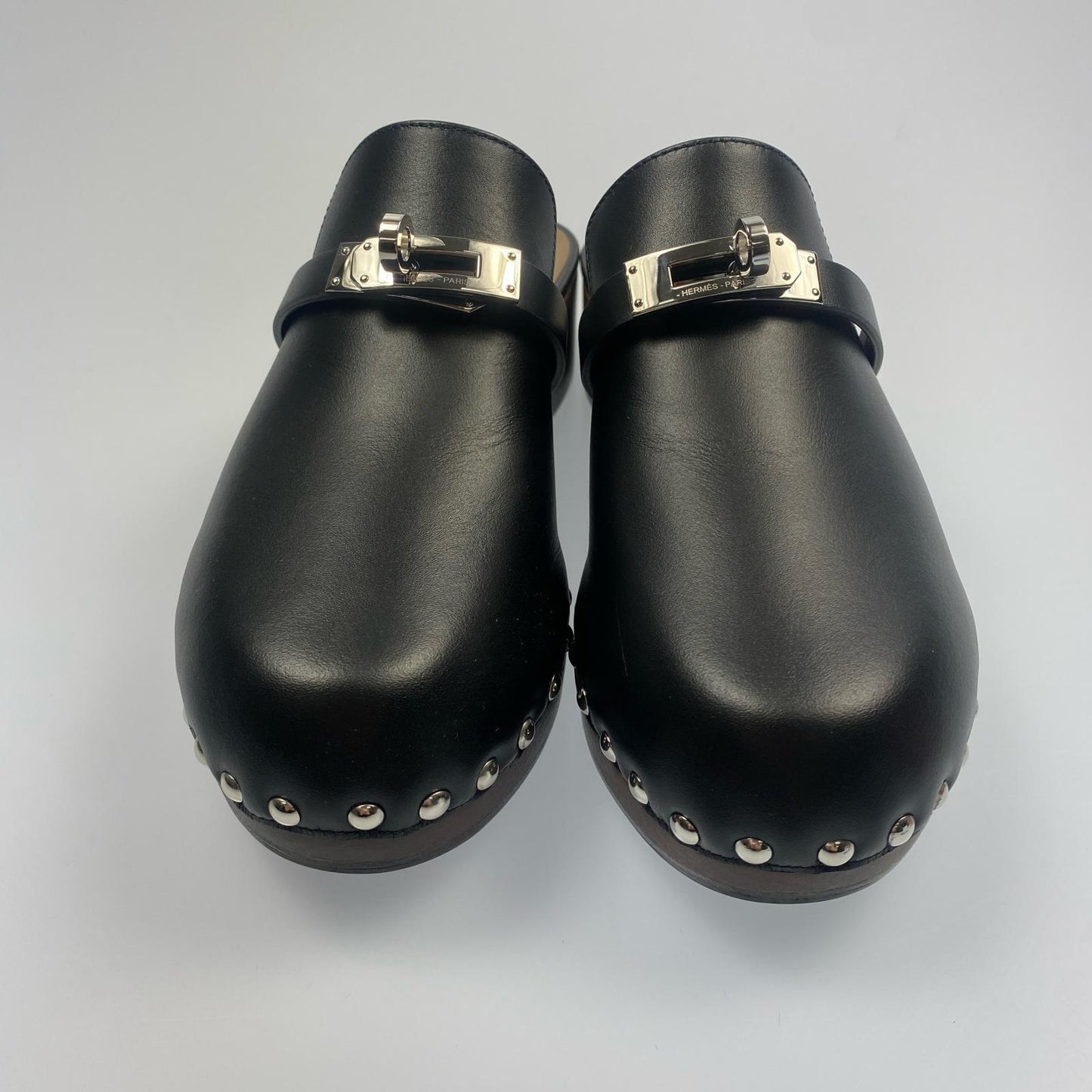 【中古】HERMES | エルメス ミュールカルロッタ サンダル 年式:2021S/S ブラック 23cm