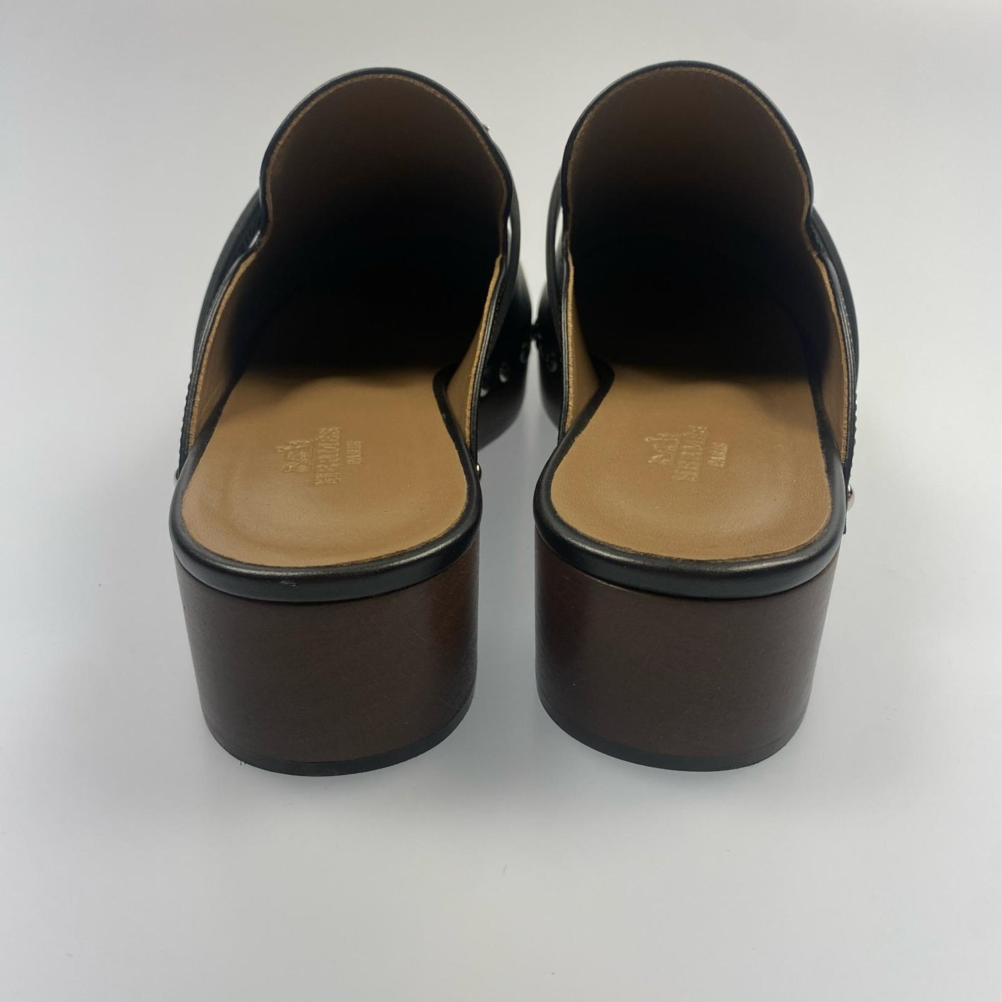 【中古】HERMES | エルメス ミュールカルロッタ サンダル 年式:2021S/S ブラック 23cm