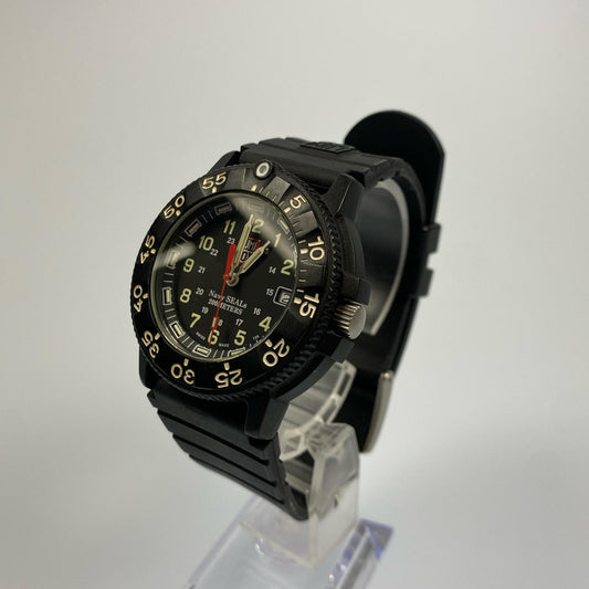【中古】LUMINOX | ルミノックス REDHAND SERIES 腕時計 3001RH.JL アナログクォーツ ブラック