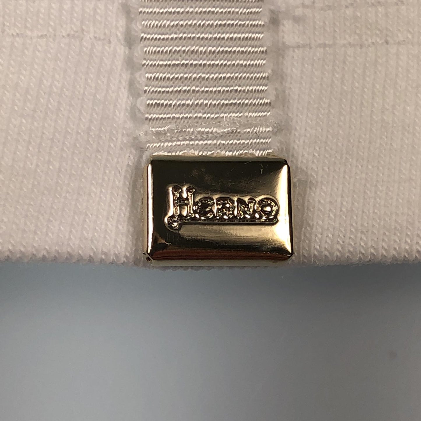 【中古】Herno | ヘルノ 手描き風ロゴプリントTシャツ 半袖Ｔシャツ JG000178D 2023S/S ホワイト サイズ：40