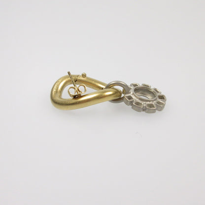 【中古】Maison Margiela | メゾンマルジェラ フラワーモチーフ ピアス SM1VG0030 2022A/W 片耳用 ゴールド