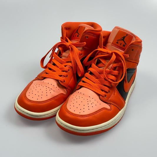 【中古】NIKE | ナイキ Women's Air Jordan 1 Mid スニーカー DM3381-600 2022S/S 27.0cm オレンジ 27cm