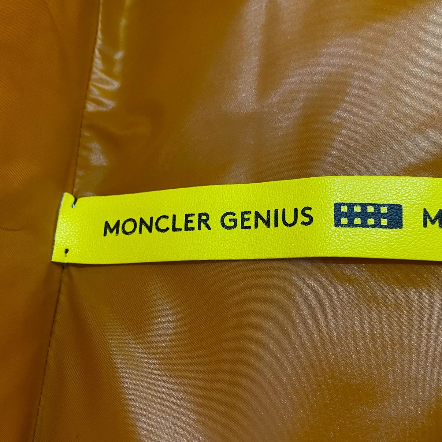 【中古】MONCLER GENIUS | モンクレールジニアス HANRIOT ダウンジャケット 4130750 2019A/W 国内正規品 オレンジ サイズ：2