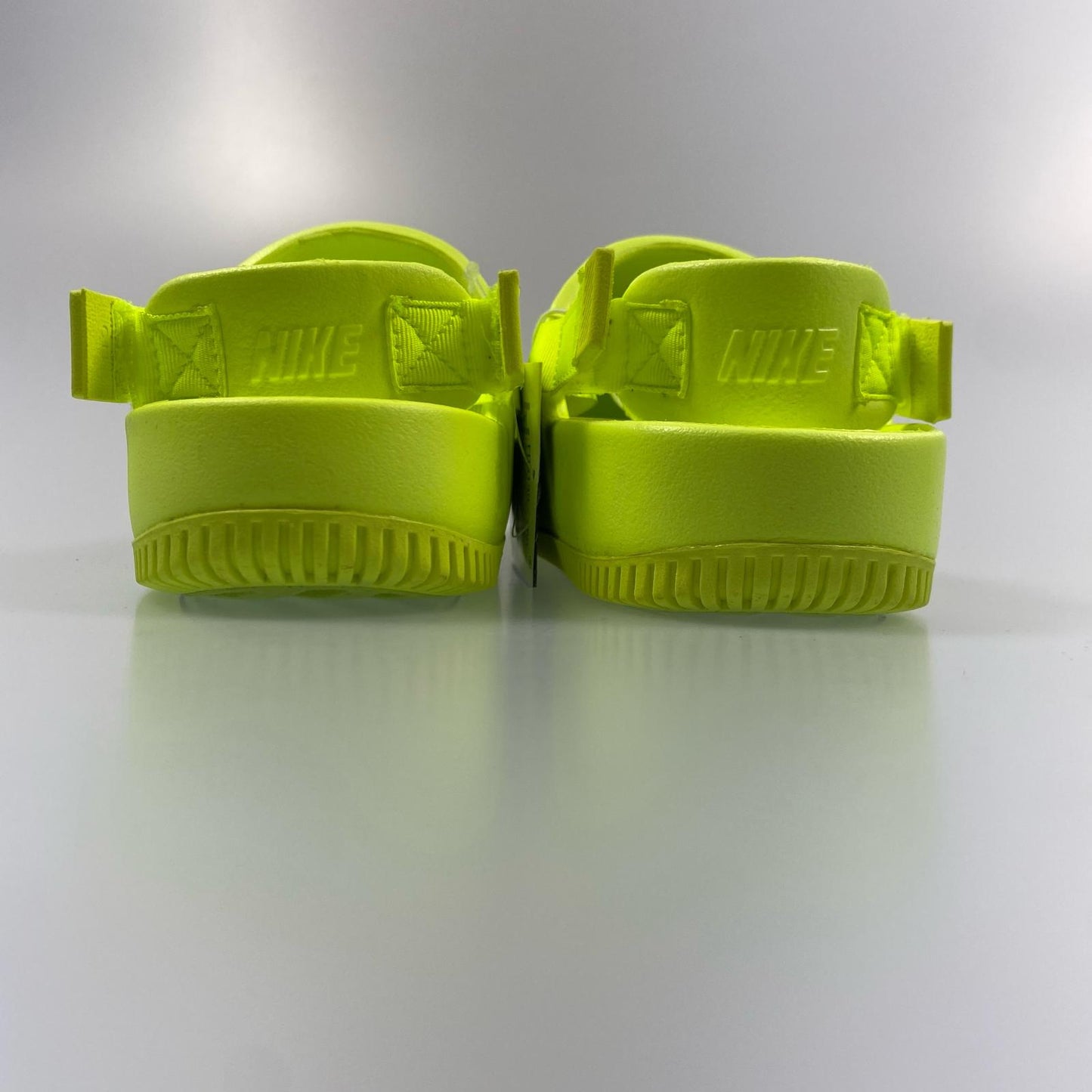 【中古】NIKE | ナイキ Calm Mule 'Volt' サンダル FD5130-700 イエロー 24cm