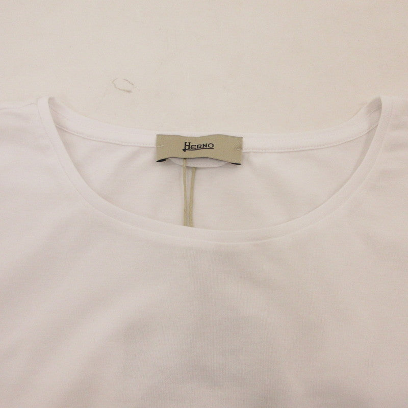 【中古】Herno | ヘルノ 手描き風ロゴプリントTシャツ 半袖Ｔシャツ JG000178D ホワイト サイズ：44