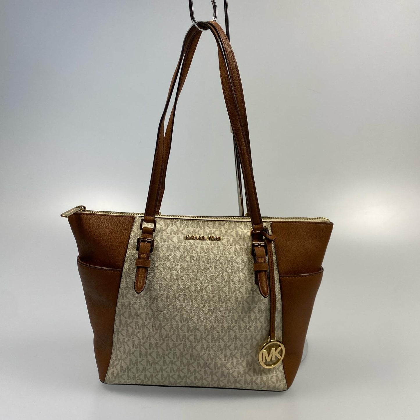 【中古】Michael Kors | マイケルコース CHARLOTTE LG TZ TOTE トートバッグ 35T0GCFT3B ホワイト