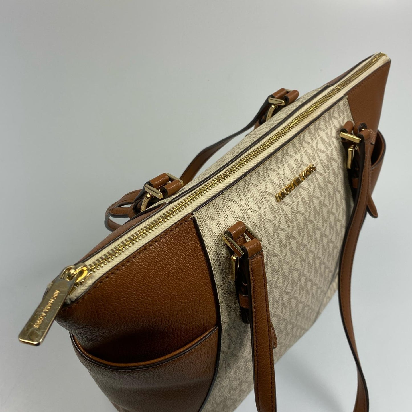【中古】Michael Kors | マイケルコース CHARLOTTE LG TZ TOTE トートバッグ 35T0GCFT3B ホワイト