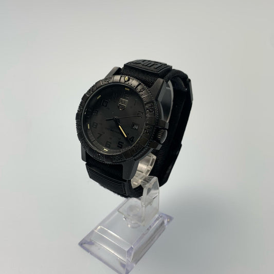 【中古】LUMINOX | ルミノックス LEATHERBACK SEA TURTLE GIANT 0320 SERIES 腕時計 アナログクォーツ ブラック
