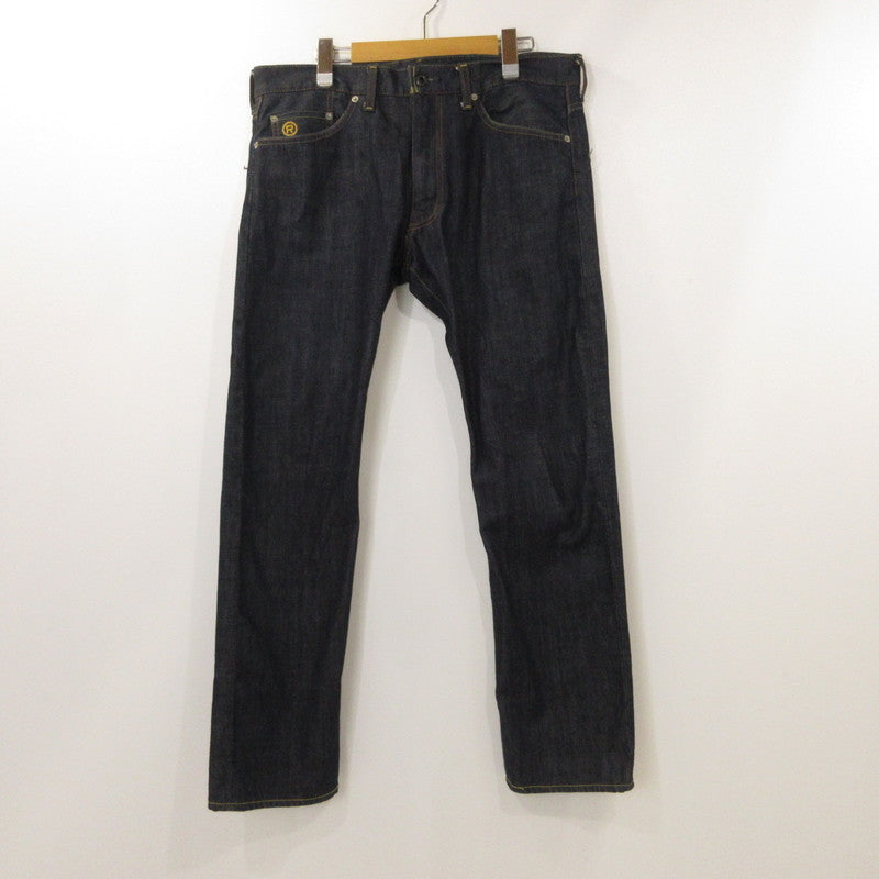 【中古】A BATHING APE | アベイシングエイプ デニムパンツ ブルー サイズ：M