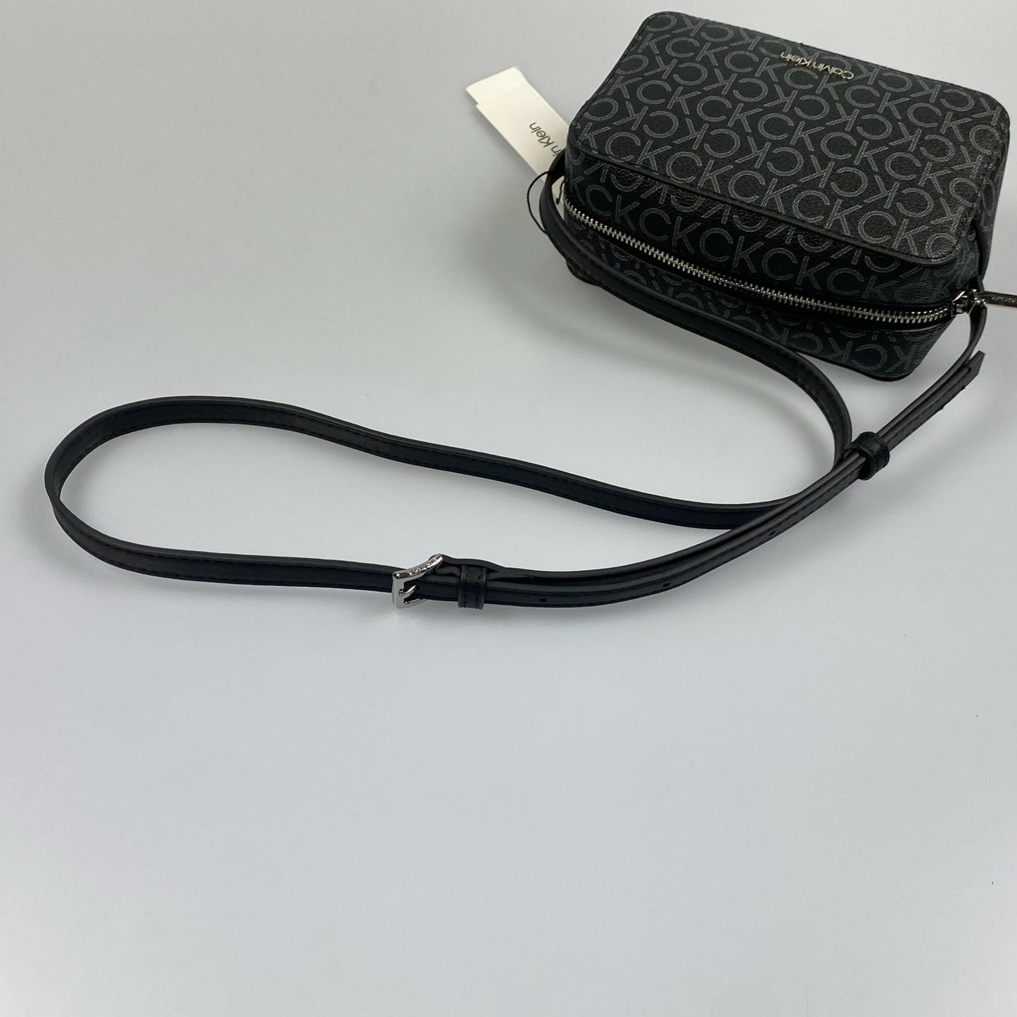 【中古】Calvin Klein | カルバンクライン CK MUST CAMERA BAG MONO ショルダーバッグ K60K610294 2024S/S ブラック