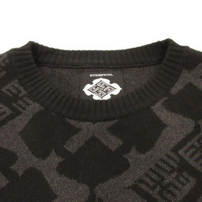 【中古】BUDSPOOL | バッズプール 花罰家紋 COTTON KNIT JACQUARD SWEATER セーター ブラック サイズ：XL