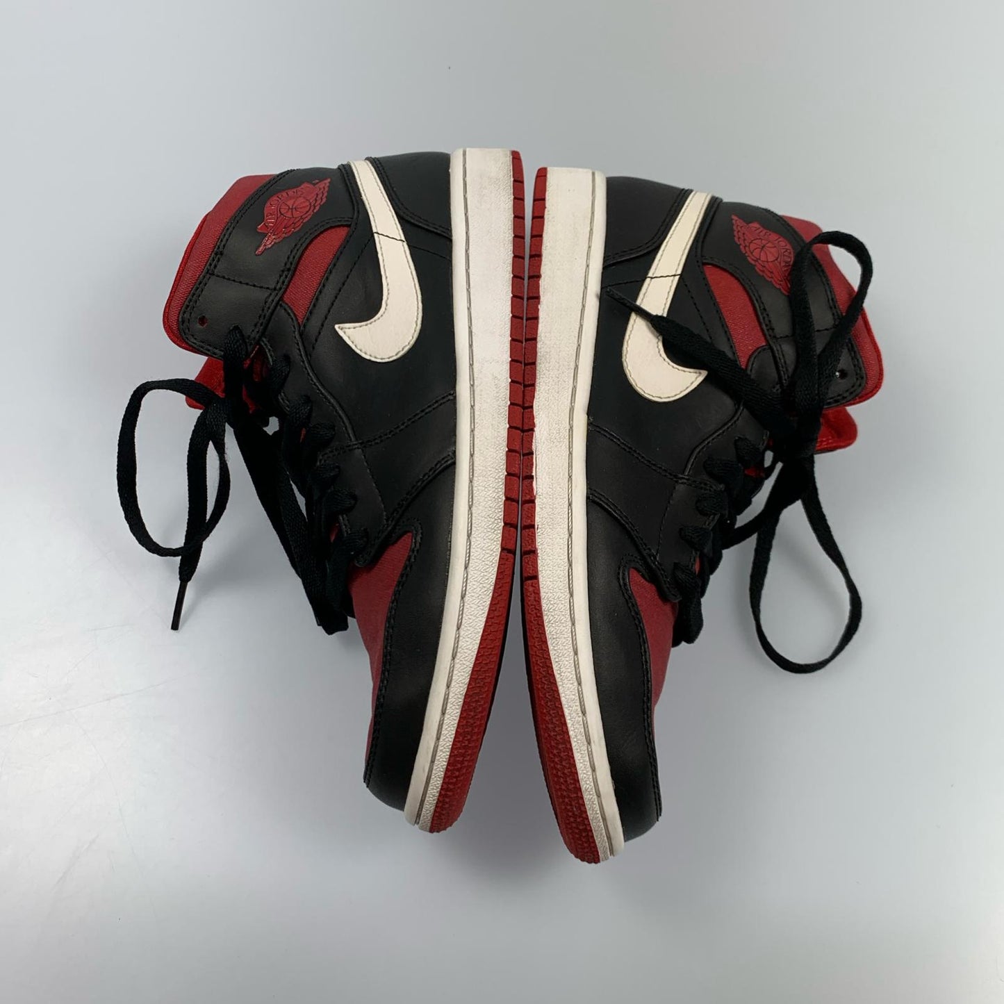 【中古】NIKE | ナイキ AIR JORDAN 1 MID スニーカー 554724-020 2014S/S サイズ:26.5cm レッド 26.5cm