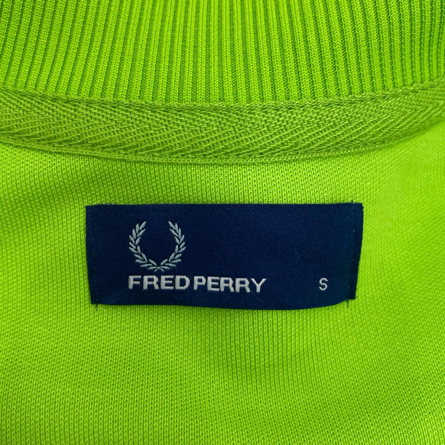FRED PERRY | フレッドペリー TWIN TAPE TRACK JACKET ジャージ J5327 グリーン サイズ：S【姫路東店】