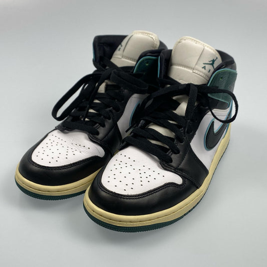 【中古】NIKE | ナイキ WMNS AIR JORDAN 1 MID スニーカー FQ7818-100 2024S/S 26.0cm グリーン 26cm