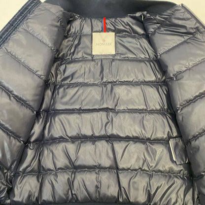 MONCLER | モンクレール RADIS GIUBBOTTO スタジャン I19541A00015 53A3H ジュニアサイズ:14A ネイビー