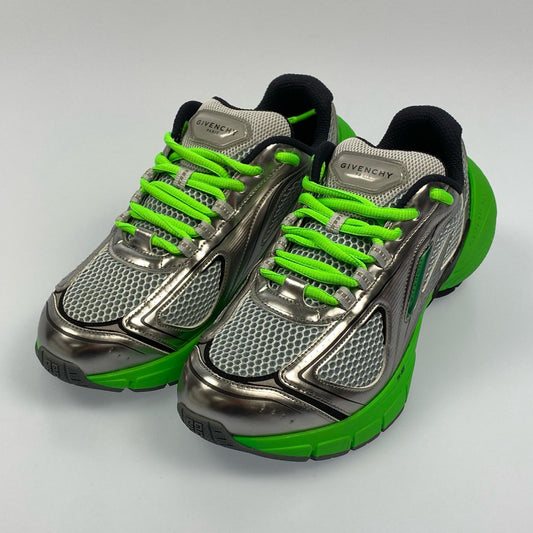 GIVENCHY | ジバンシィ TK-MX RUNNER スニーカー BH008MH1FN シルバー