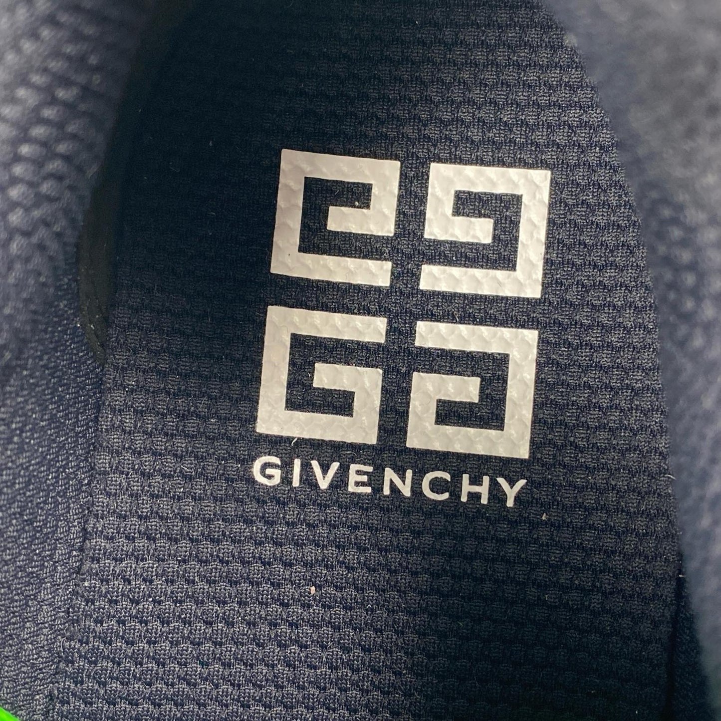 GIVENCHY | ジバンシィ TK-MX RUNNER スニーカー BH008MH1FN シルバー