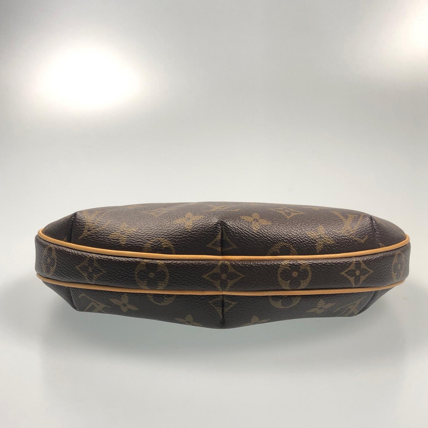 LOUIS VUITTON | ルイ・ヴィトン ポシェットクロワッサン ボディバッグ M51510 AS0045【姫路東店】