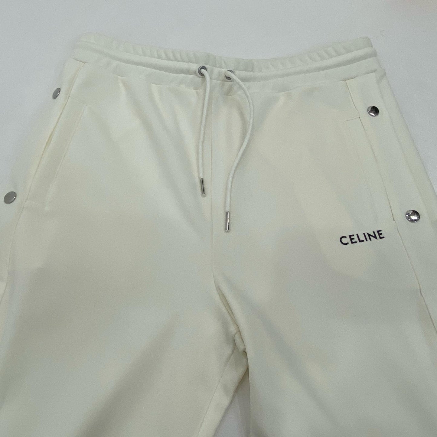 【中古】CELINE | セリーヌ SNAP TRACK PANTS パンツ 2Z223225S スウェットパンツ 2023S/S アイボリー サイズ：M