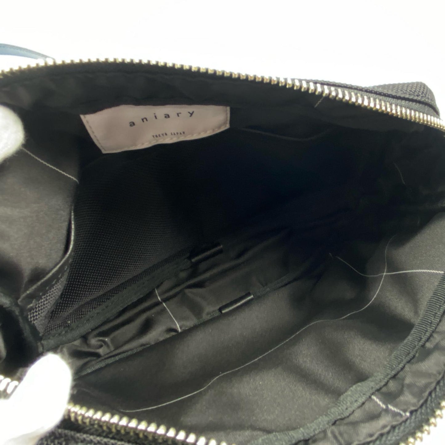 aniary | アニアリ Cordura Twill 1680D ショルダーバッグ 71-03000 ブラック【姫路東店】