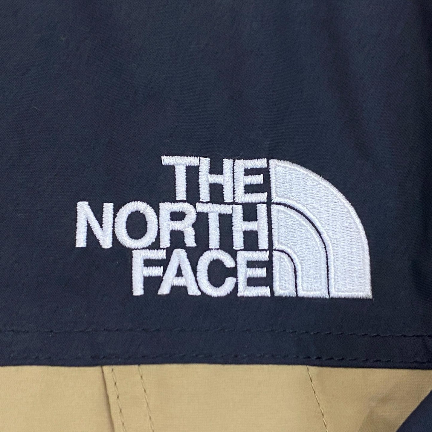 THE NORTH FACE | ザ・ノースフェイス MOUNTAIN LIGHT JACKET マウンテンパーカー NP11834 ベージュ サイズ：XL【姫路東店】