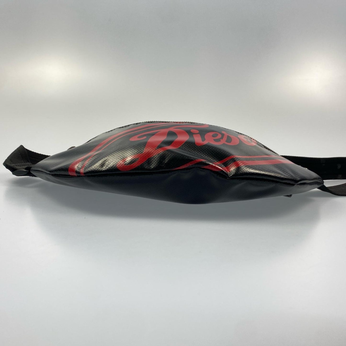 DIESEL | ディーゼル CIRCUS ORFEI BELT BAG ボディバッグ X08368 ブラック【姫路東店】