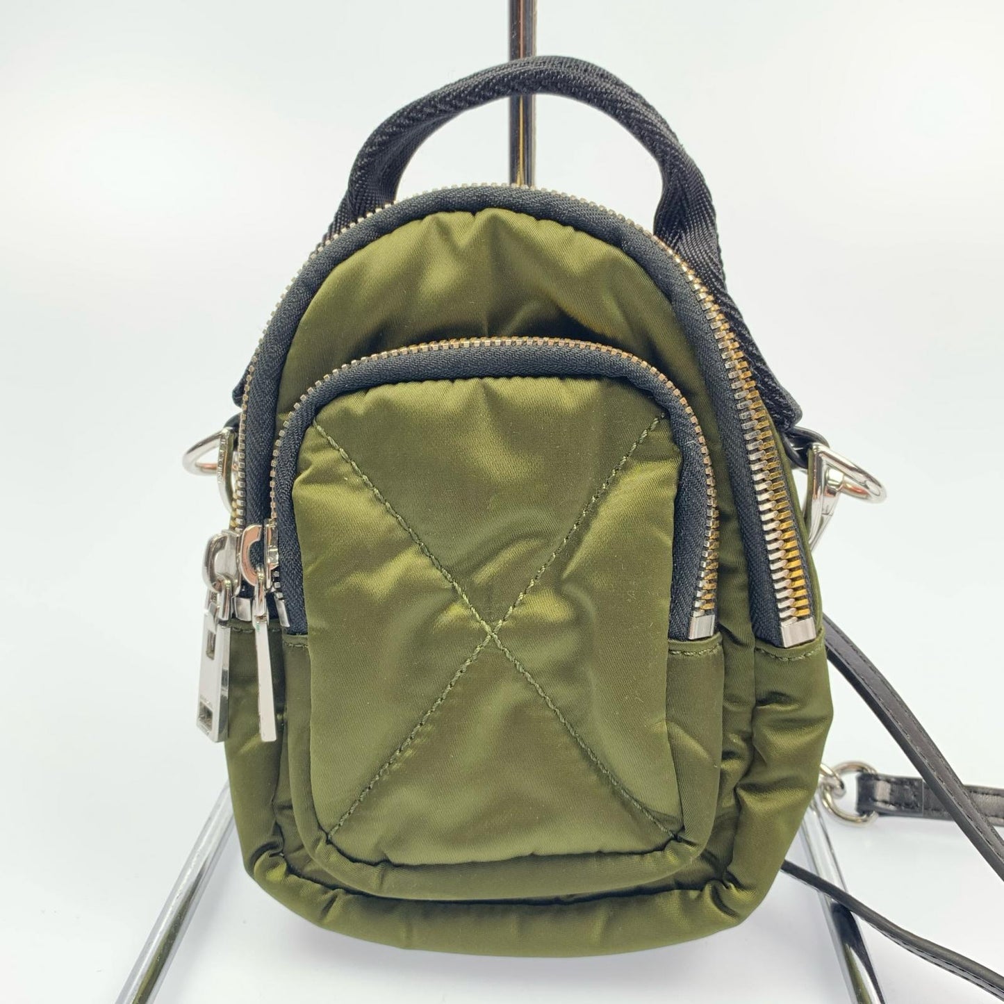 【中古】DIESEL | ディーゼル ショルダーバッグ X07656 カーキ