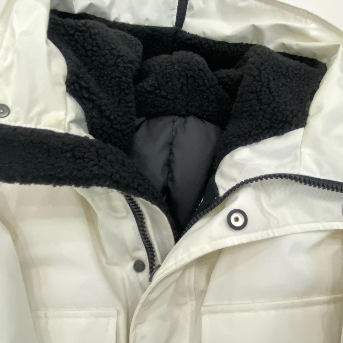 OVER-FIT HEAVY DOWN JACKET ダウンジャケット MHDW5882 ホワイト サイズ：S【姫路東店】