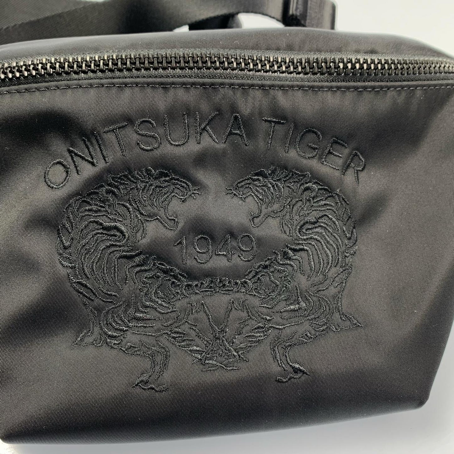 【中古】ONITSUKA TIGER | オニツカタイガー WAIST POUCH ウエストバッグ 3183A938 ブラック