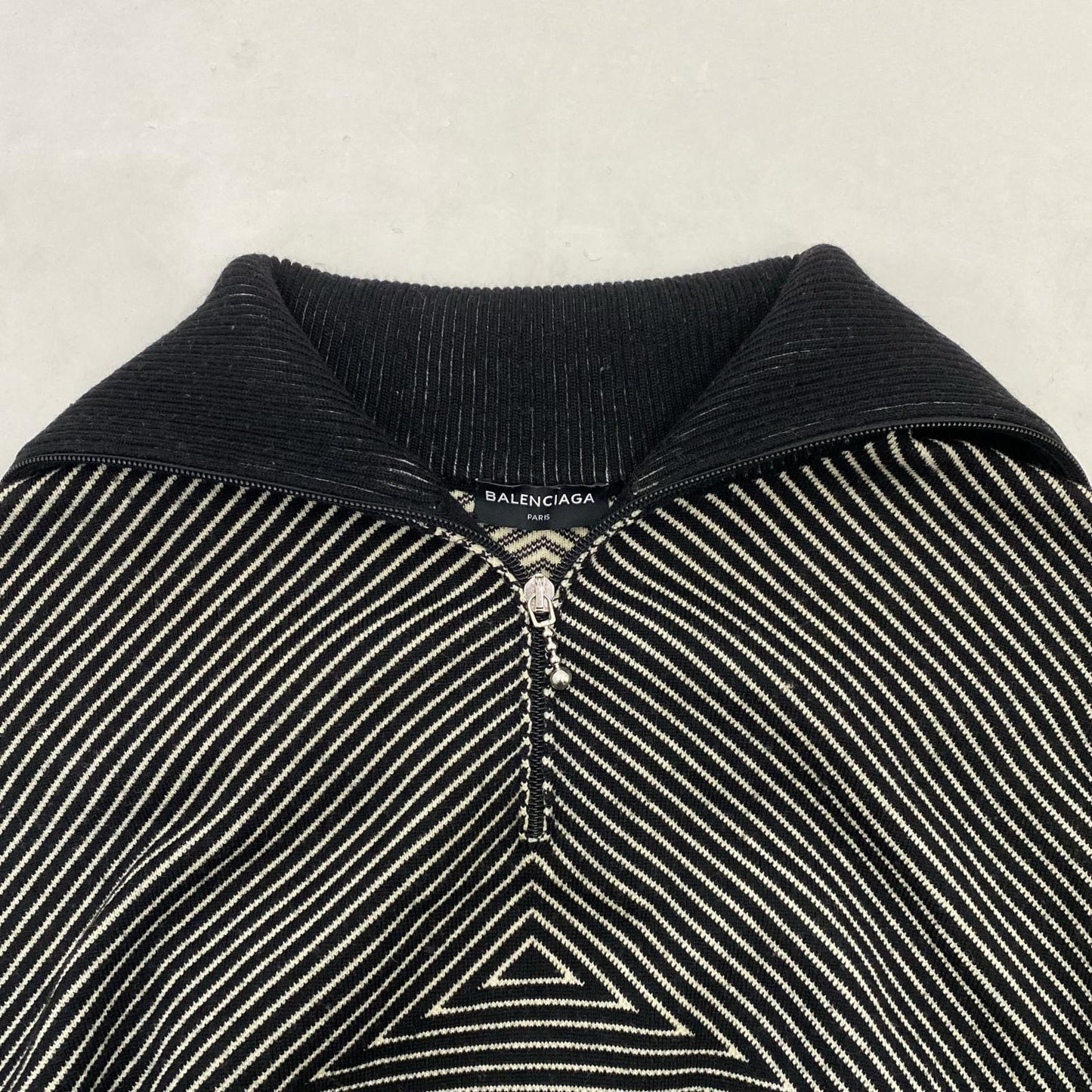 BALENCIAGA | バレンシアガ セーター 485653 国内正規品 2017A/W ブラック サイズ：M【姫路東店】