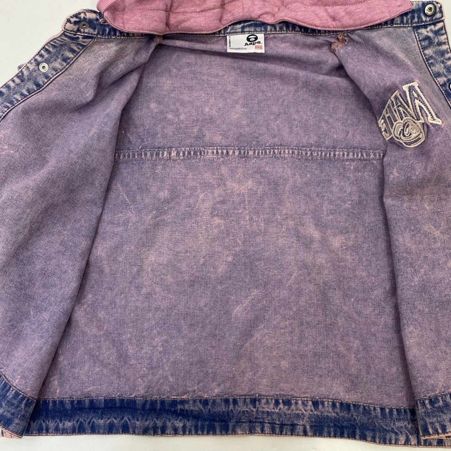 AAPE BY A BATHING APE | エーエイプバイアベイシングエイプ DENIM HOODIE SHIRT その他トップス AAPSTW8508XAN ピンク サイズ：XXS【姫路東店】