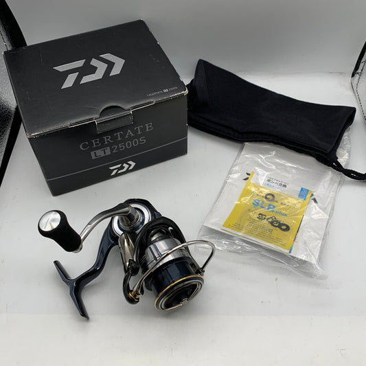 【フィッシング/釣り/釣具/リール】Daiwa | ダイワ 2500S【姫路東店】