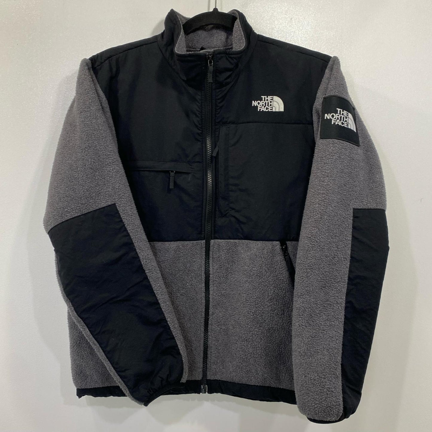 THE NORTH FACE | ザ・ノースフェイス DENALI JACKET その他トップス NA72051 フリース グレー サイズ：S【姫路東店】