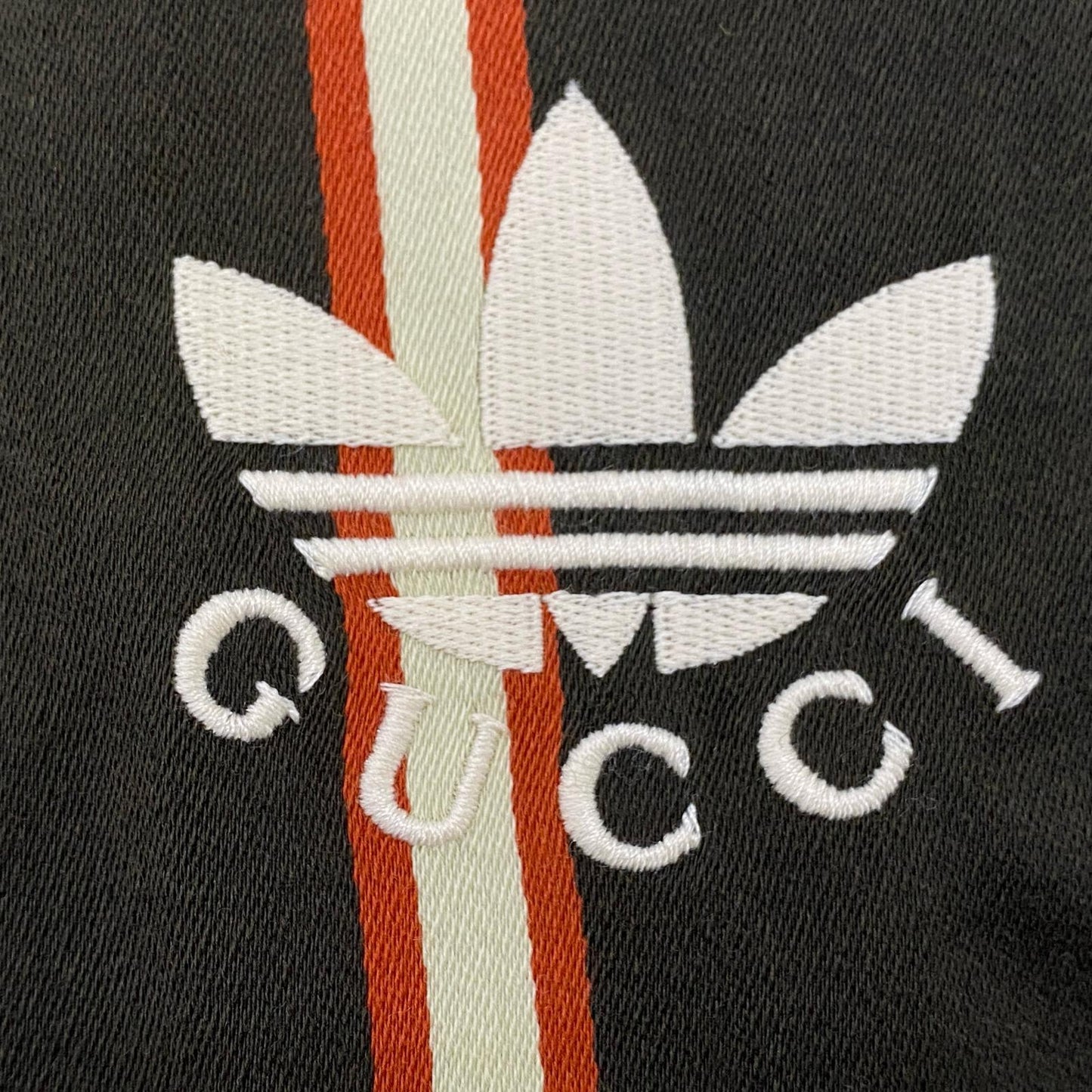GUCCI | グッチ 半袖Ｔシャツ 710346 マルチカラー サイズ：46【姫路東店】