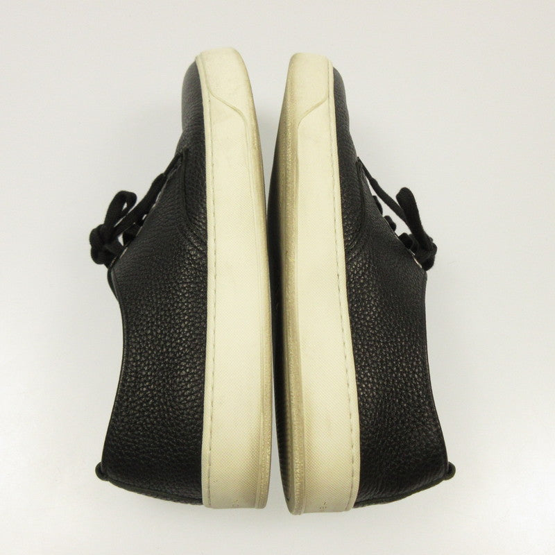 Used Sneakers - Black