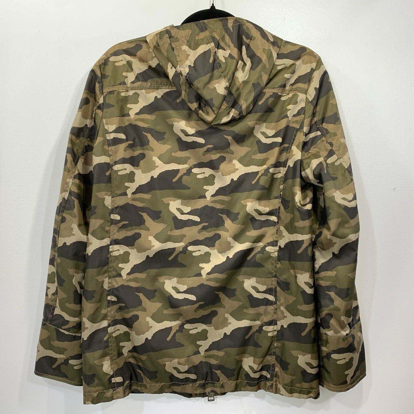 AKM | エイケイエム マウンテンパーカー B069 2015S/S カモ サイズ：M【姫路東店】