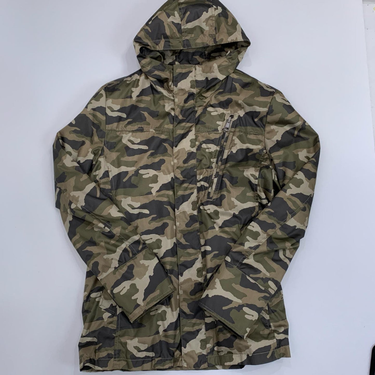 AKM | エイケイエム マウンテンパーカー B069 2015S/S カモ サイズ：M【姫路東店】