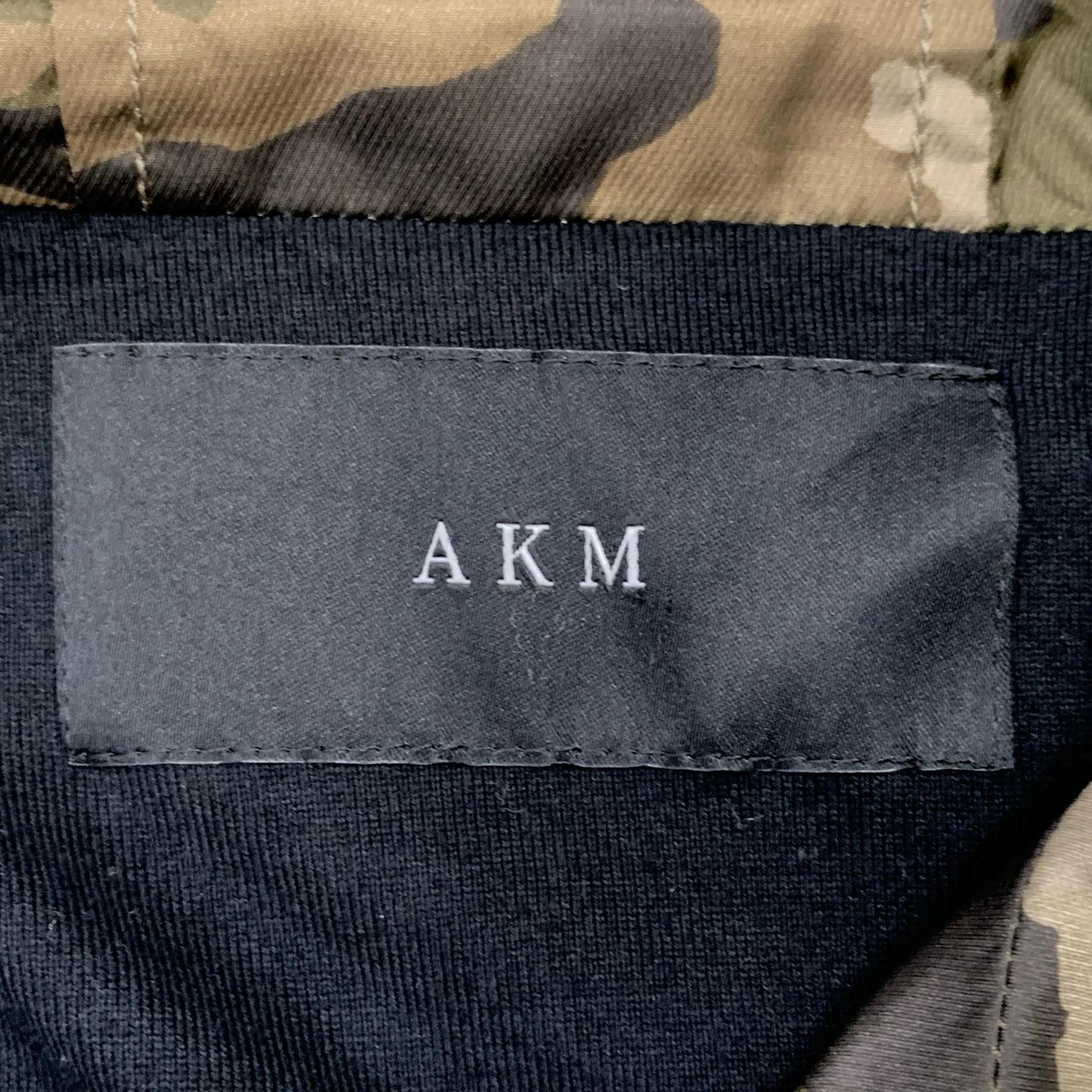 AKM | エイケイエム マウンテンパーカー B069 2015S/S カモ サイズ：M【姫路東店】