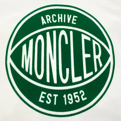 MONCLER | モンクレール basketball logo crewneck sweat スウェット K10918G00008 スウェットシャツ 2025S/S 国内正規品 アイボリー サイズ：L【姫路東店】